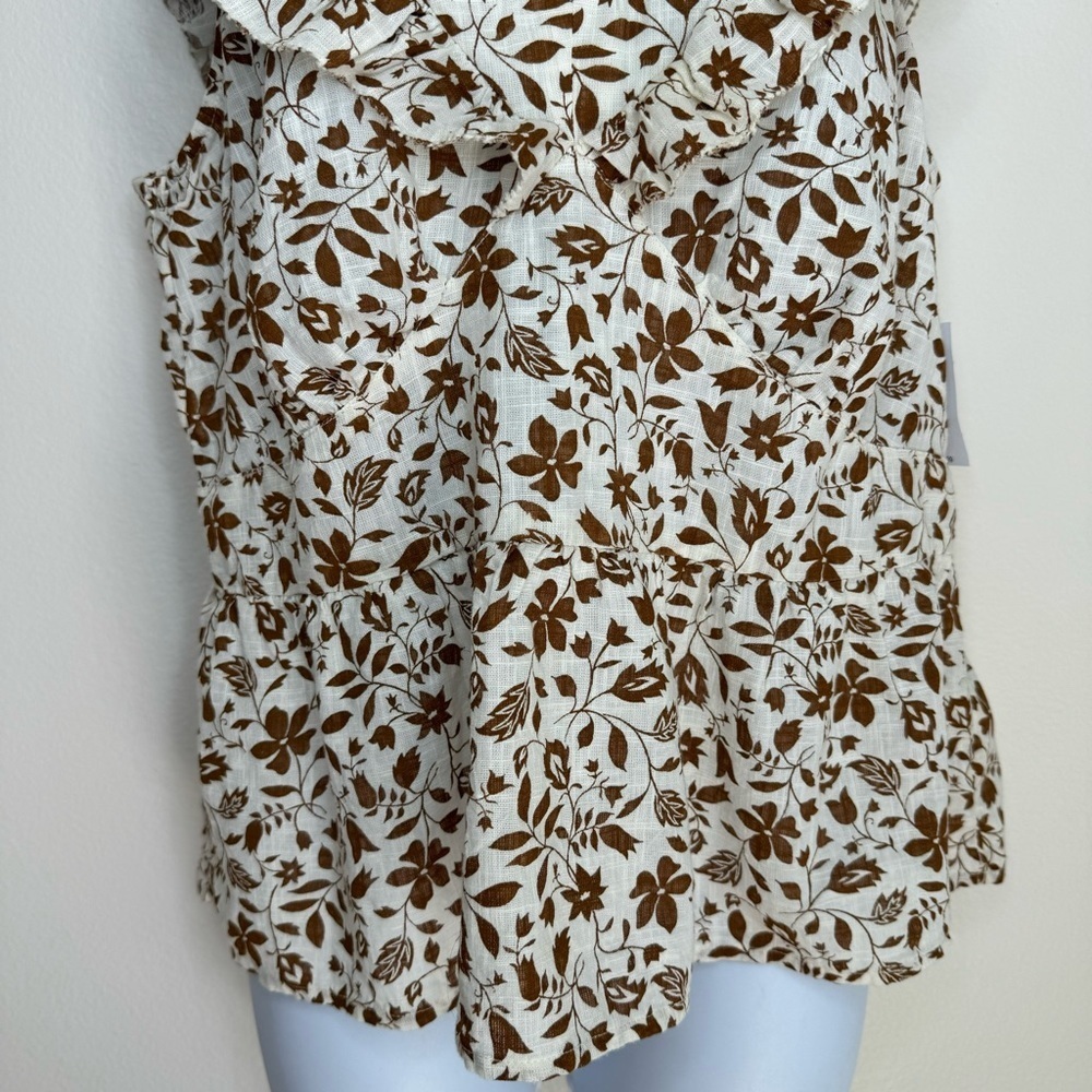 Flutter-Sleeve Floral V-Neck Tie-Back Top Size: M - Picture 14 of 16